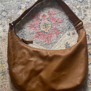 Madewell Piazza shoulder back